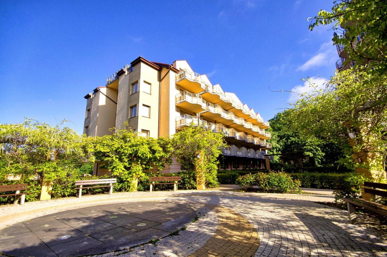 Apartament Park Zdrojowy Swinoujscie Kültér fotó
